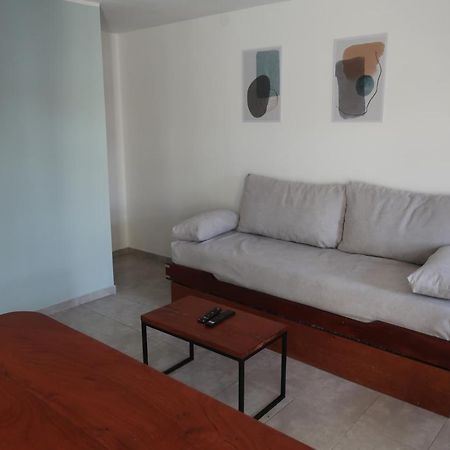 Pueyrredon 440 Appartement Santa Rosa  Buitenkant foto