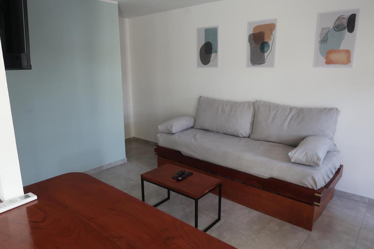 Pueyrredon 440 Appartement Santa Rosa  Buitenkant foto